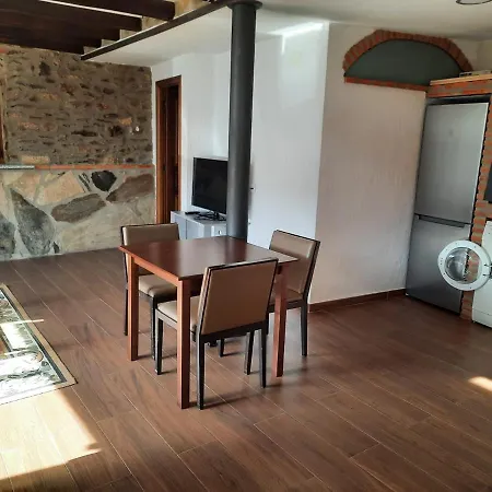 Casa Montero Gallegos de Arganan